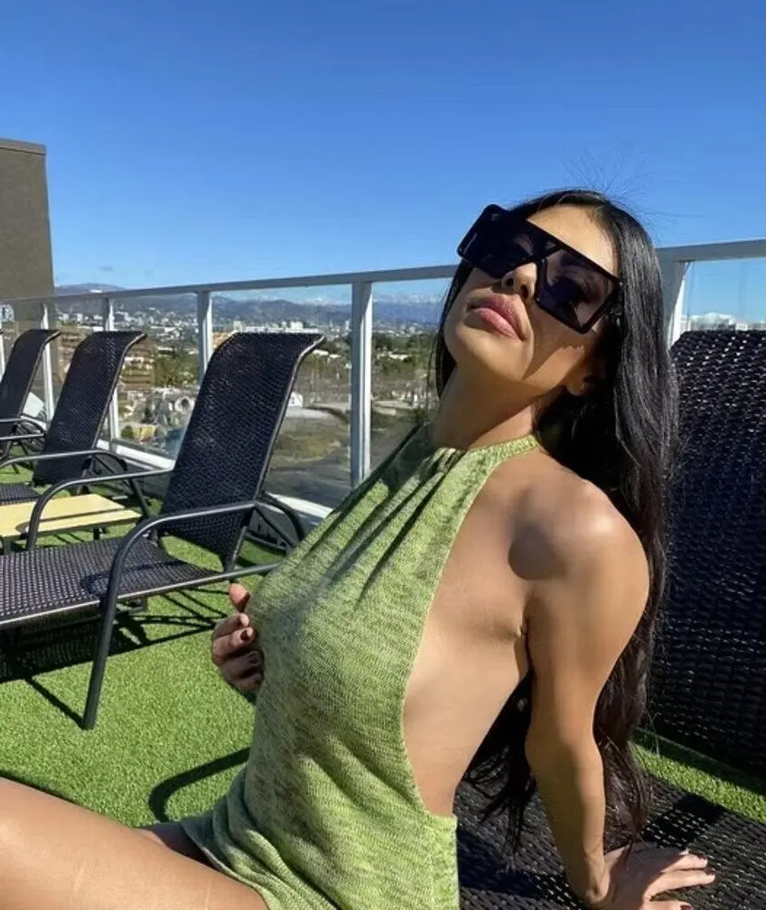 Story by GIGI